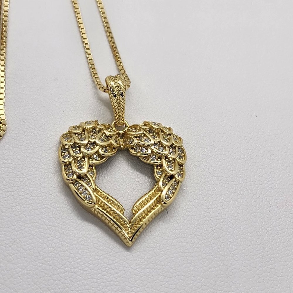 Brand New Sterling SIlver 925 Angel Wings Heart Necklace